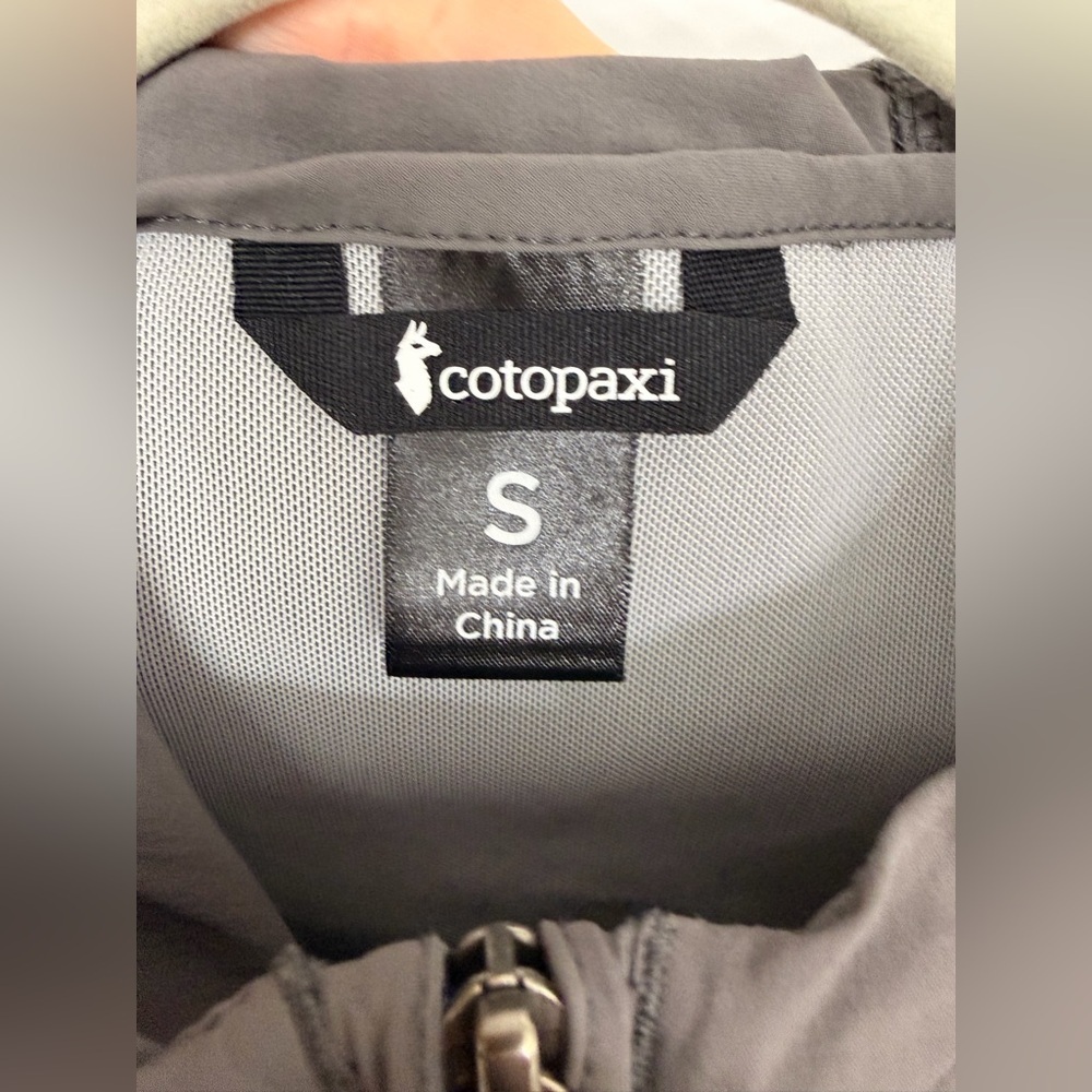 Cotopaxi Vuelta Performance Windbreaker Jacket Cinder Grey Size Small - Picture 8 of 10